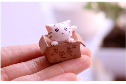 Kawaii Mini Cat Ornament – Cute Kitten Statue for Home & Garden Decor