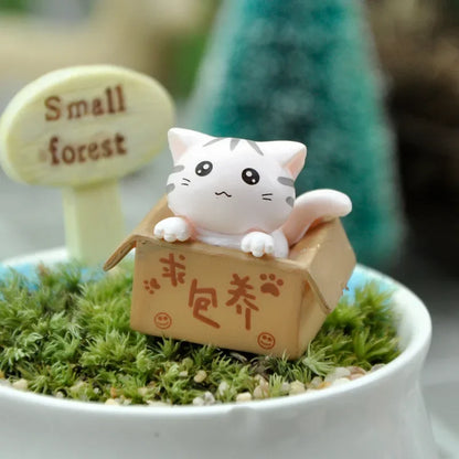 Kawaii Mini Cat Ornament – Cute Kitten Statue for Home & Garden Decor