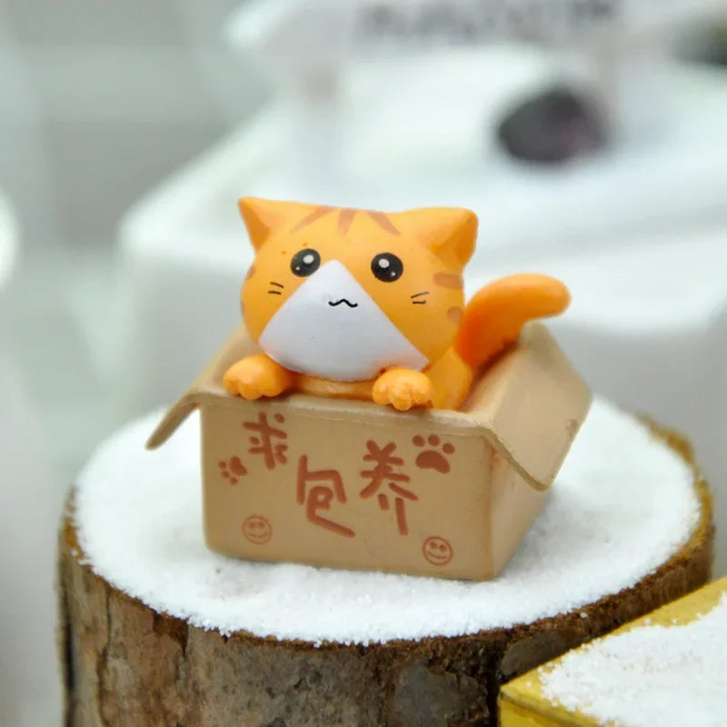 Kawaii Mini Cat Ornament – Cute Kitten Statue for Home & Garden Decor