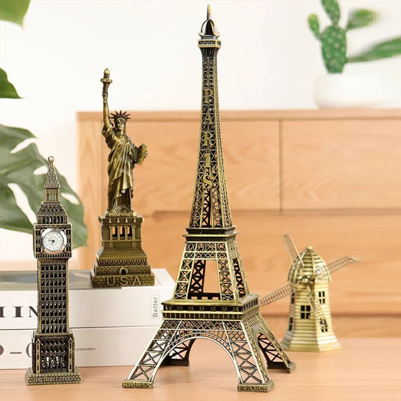 Bronze Eiffel Tower Figurine – Metal Home Decor & Souvenir Ornament