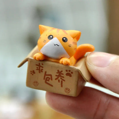 Kawaii Mini Cat Ornament – Cute Kitten Statue for Home & Garden Decor