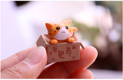 Kawaii Mini Cat Ornament – Cute Kitten Statue for Home & Garden Decor